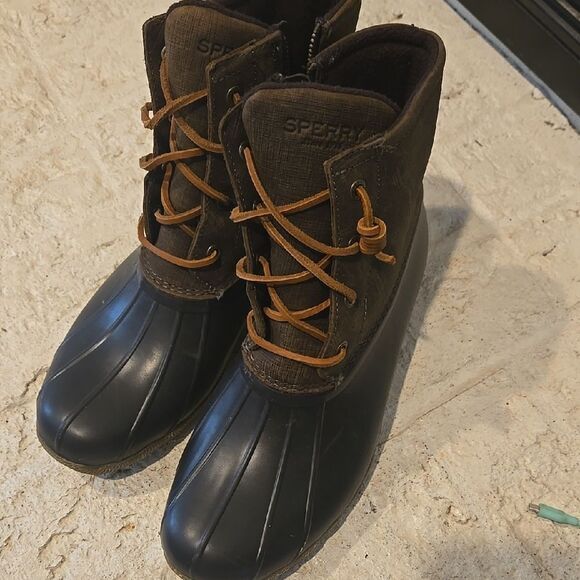 Sperry Black and Brown Duck Boots - Picture 1 of 12